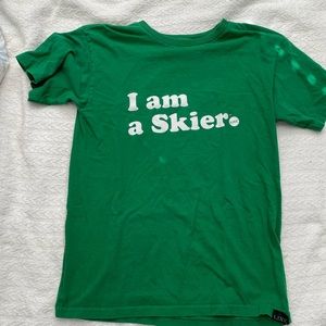 Line skis I am a skier size S green T shirt